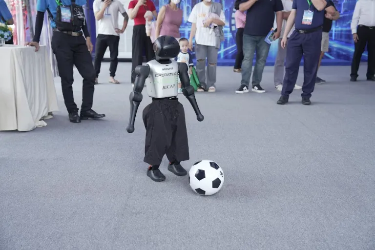 Không gian trải nghiệm robot · Hình ảnh