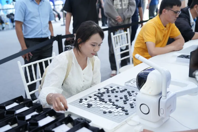 Không gian trải nghiệm robot · Hình ảnh