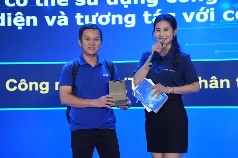 Không gian trải nghiệm robot · Hình ảnh