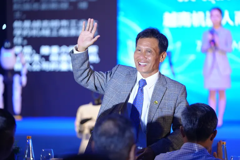 Phát biểu & tham luận