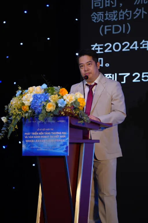 Phát biểu & tham luận
