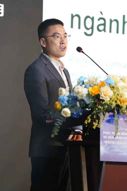 Phát biểu & tham luận