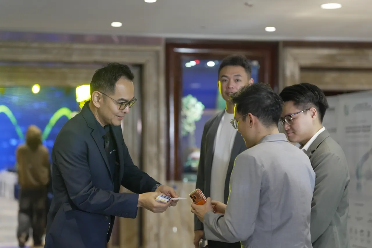 Giao lưu & trải nghiệm robot · Lễ ký kết hợp tác ngày 25/10/2026