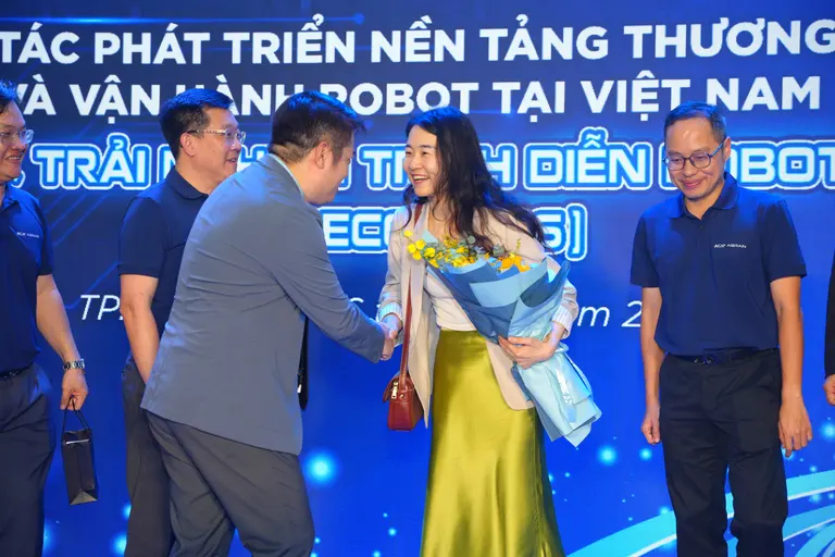 VIP Tour & lưu niệm