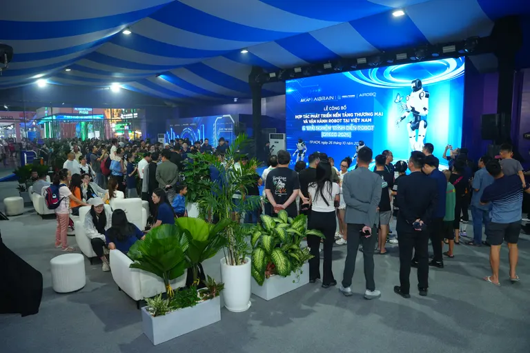 VIP Tour & lưu niệm